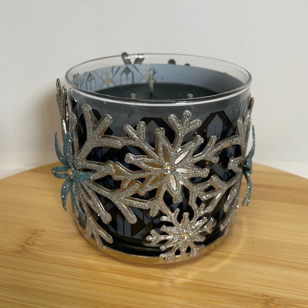 Bath & Body Works Silver Blue Glitter Snowflake Metal Candle Holder 3-Wick